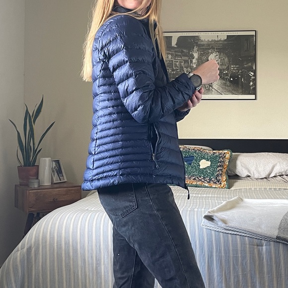 Patagonia | Women’s Down Sweater - Picture 6 of 7